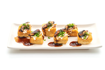 Grilled Tofu with Shitake Mushroom and Golden Needle Mushroom