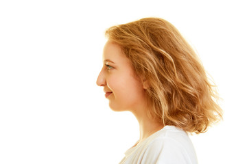 Gesicht einer blonden Frau seitlich im Profil © Robert Kneschke