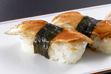 焼き穴子の握り寿司 (conger eel)