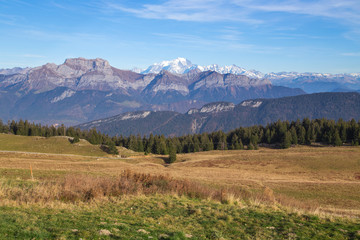 Fototapeta premium Vue sur le Mont-Blanc