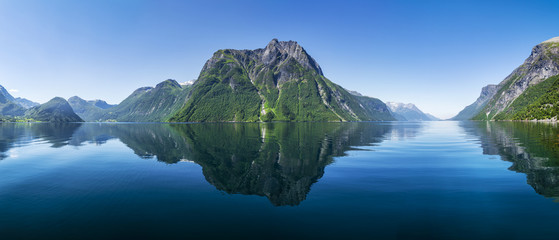 Fjord in Norwegen - obrazy, fototapety, plakaty