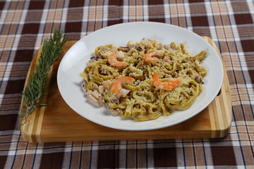 pasta marinara with shrimps