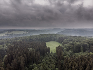Regen über der Schwäbischen Alb - Luftaufnahme