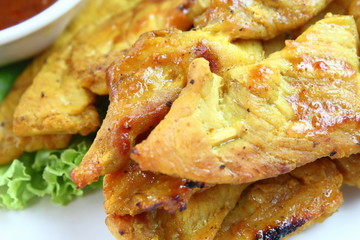 delicious Pork Satay with Peanut Sauce