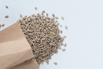 geschälte Sonnenblumenkerne