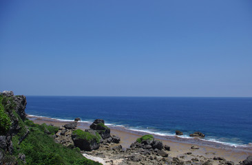 Fototapeta na wymiar view of the beach