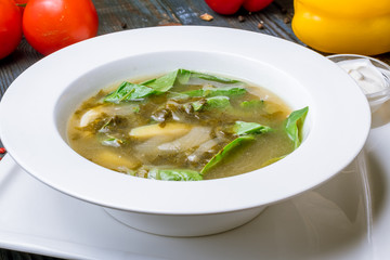 Sorrel soup with egg