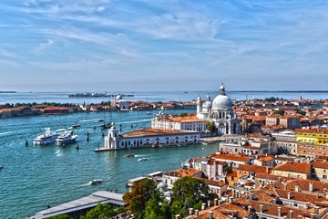 Fototapeta na wymiar Panorama of Venice, from St Mark's square