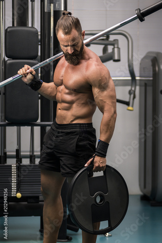Entrenamiento para fitness hombres Entrenamiento para fitness hombres