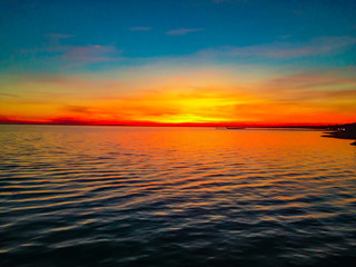 Fototapeta na wymiar Louisiana Sunset Over Lake