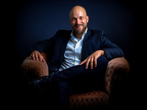 Businessman im Sessel