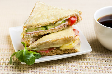 Croque Monsieur - Classic French Bistro Sandwich