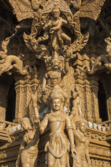 Fototapeta na wymiar Temple of Thailand, Sanctuary of Truth, (Prasat Sut Ja-Tum)