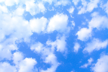 背景　テクスチャー　空の色