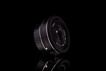 Canon 24mm 2.8 EF-S Prime lens