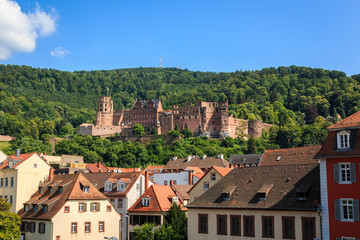 Fototapeta na wymiar Nahaufname von der Alten Brücke auf das Heidelberger Schloss, Heidelberg, Baden Württemberg, Deutschland