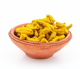 Fresh and Healthy Dry turmeric