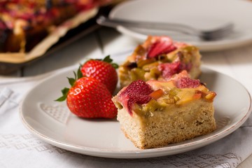 Strawberry and rhubarb pie