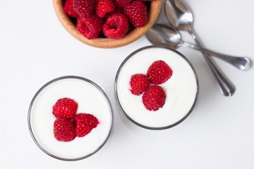Raspberry yogurt