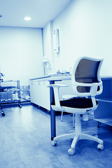 modern medical clinic, bright blurred background, corridor, spacious modern medical facility, hospital new