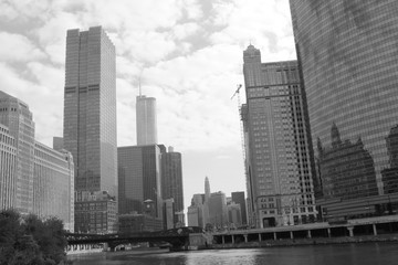 Fototapeta na wymiar Building view from Chicago River