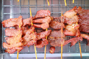 fried pork food thai