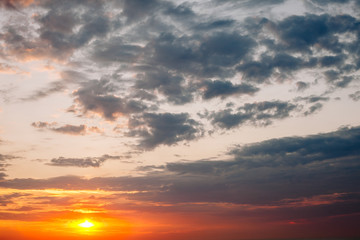 Obraz premium Bright Horizon Zachód słońca nad morzem