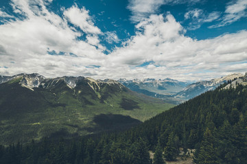 Naklejka premium Mountains in Banff National Park, Alberta, Canada