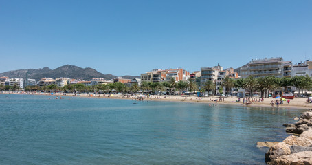 Fototapeta na wymiar The beach resort of Roses on Cape Creus Catalonia Spain