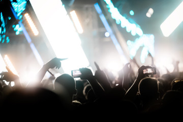 Picture of dancing crowd at music festival