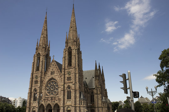 Kirche von au&szlig;en