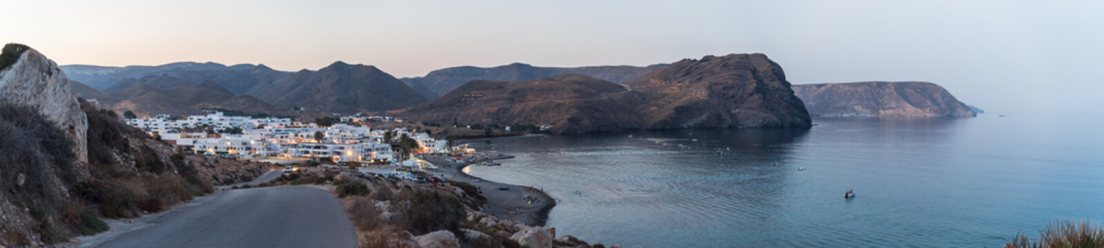 Las Negras panor&aacute;mica, Cabo de Gata, Almeria, Espa&ntilde;a.