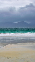 Fototapeta na wymiar storm on Luskentyre beach