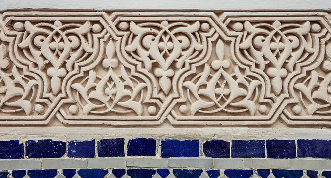 Moroccan Plaster Arabesque Carving