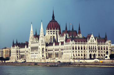 Fototapeta na wymiar The Hungarian Parliament Building, also known as the Parliament of Budapest.One of Europe's oldest legislative buildings, a notable landmark of Hungary and a popular tourist destination of Budapest