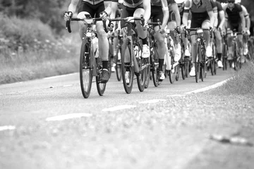 Foto op Canvas Fietsers op de fiets in een race © ellenamani
