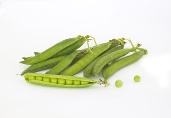 fresh pea fruit