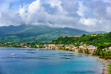 Fototapeta na wymiar Paradise coast at Saint Pierre with Mt. Pelee, active volcanic mountain in Martinique, Caribbean Sea