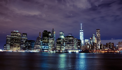 Fototapeta na wymiar Manhattan skyline by night, New York City 