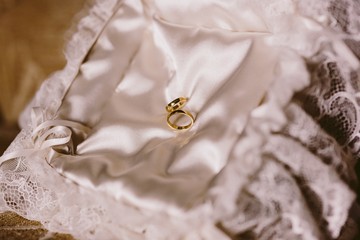 Silver and gold wedding rings