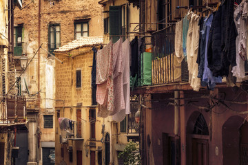 Fototapeta na wymiar Regentage in Palermo auf Sizilien im Frühjahr in Italien