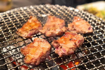 焼き肉・炭火・七輪