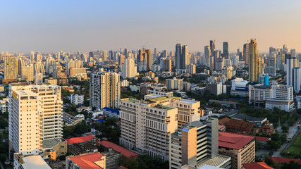 Fototapeta na wymiar Bangkok city in the evening.