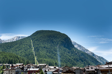 Fototapeta na wymiar Alpine landscape next to Cogne village, Aosta valley, Italy.