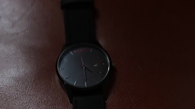 watch ticking footage
