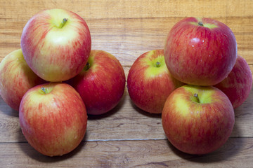 raw freshness apple