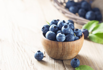 blueberries in wooden bowl