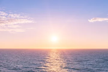 Abwaschbare Fototapete Sonnenuntergang auf dem Meer © ThomBal