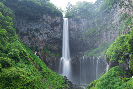 華厳の滝 Images – Browse 1,387 Stock Photos, Vectors, and