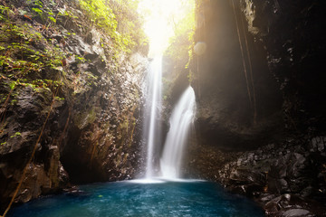 Fototapeta na wymiar tropical waterfalls